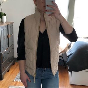 Beige J.crew puffed vest - XXS
